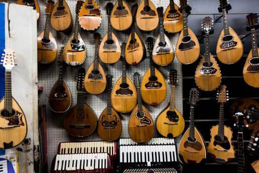 the house of mandolin